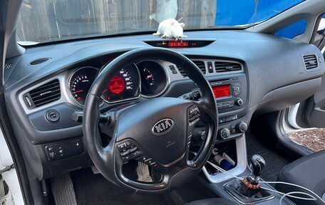KIA cee'd III, 2012 год, 1 000 000 рублей, 10 фотография