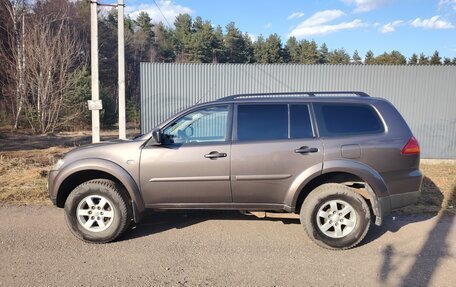 Mitsubishi Pajero Sport II рестайлинг, 2012 год, 1 290 000 рублей, 2 фотография