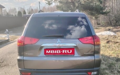 Mitsubishi Pajero Sport II рестайлинг, 2012 год, 1 290 000 рублей, 3 фотография