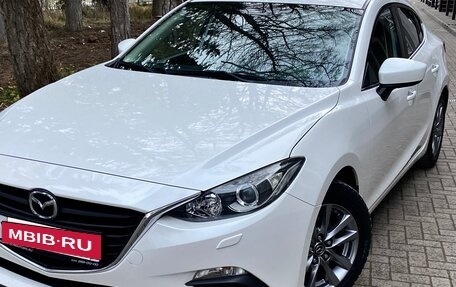 Mazda 3, 2015 год, 1 350 000 рублей, 3 фотография