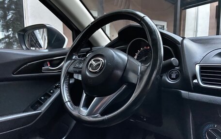 Mazda 3, 2015 год, 1 350 000 рублей, 31 фотография