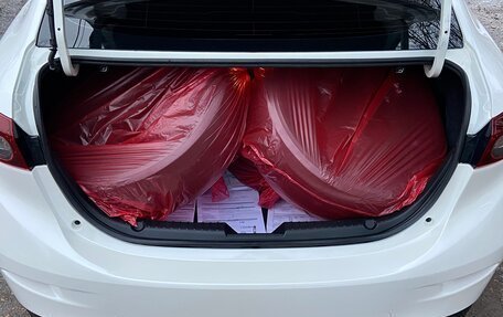 Mazda 3, 2015 год, 1 350 000 рублей, 40 фотография