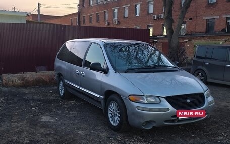 Chrysler Town & Country III, 2000 год, 444 444 рублей, 3 фотография