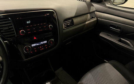 Mitsubishi Outlander III рестайлинг 3, 2012 год, 1 270 000 рублей, 14 фотография