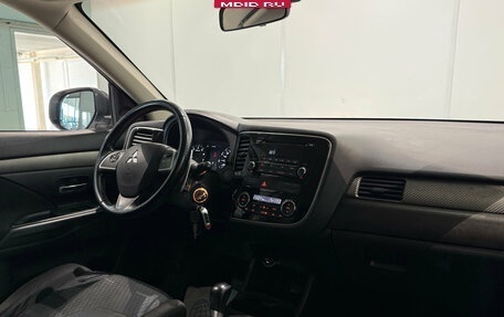 Mitsubishi Outlander III рестайлинг 3, 2012 год, 1 270 000 рублей, 18 фотография