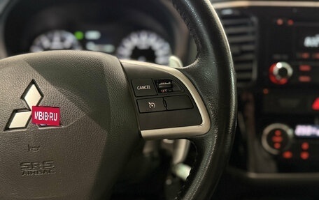 Mitsubishi Outlander III рестайлинг 3, 2012 год, 1 270 000 рублей, 13 фотография