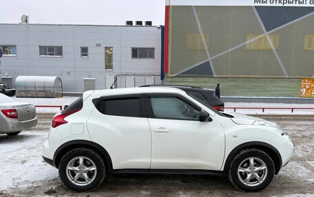 Nissan Juke II, 2014 год, 900 000 рублей, 2 фотография