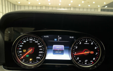 Mercedes-Benz E-Класс, 2017 год, 2 450 000 рублей, 16 фотография