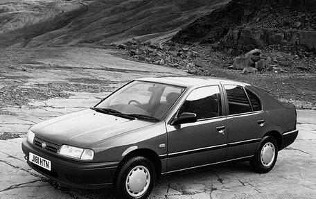 Nissan Primera II рестайлинг, 1990 год, 90 000 рублей, 1 фотография