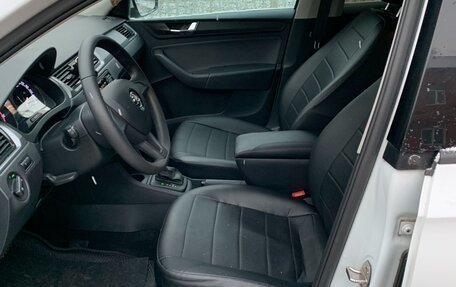 Skoda Rapid I, 2019 год, 1 400 000 рублей, 10 фотография