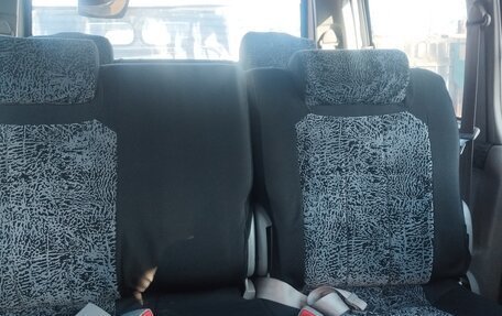 Mazda Bongo Friendee i рестайлинг, 2004 год, 500 000 рублей, 6 фотография