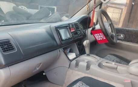 Mazda Bongo Friendee i рестайлинг, 2004 год, 500 000 рублей, 7 фотография