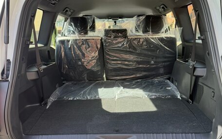 Toyota Land Cruiser Prado, 2024 год, 9 300 000 рублей, 6 фотография