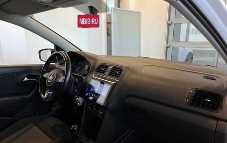 Volkswagen Polo VI (EU Market), 2012 год, 690 000 рублей, 12 фотография