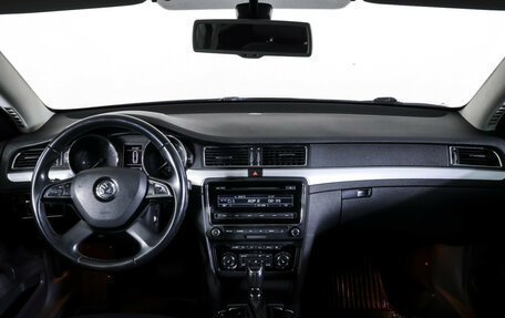 Skoda Superb III рестайлинг, 2014 год, 1 190 000 рублей, 12 фотография