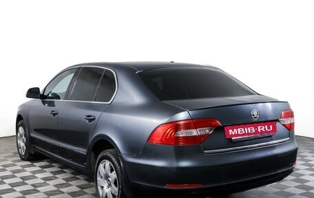 Skoda Superb III рестайлинг, 2014 год, 1 190 000 рублей, 7 фотография