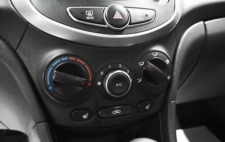 Hyundai Solaris II рестайлинг, 2014 год, 1 045 000 рублей, 16 фотография