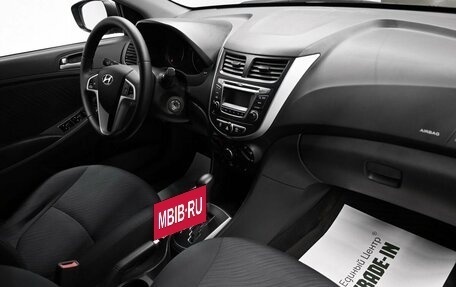 Hyundai Solaris II рестайлинг, 2014 год, 1 045 000 рублей, 14 фотография