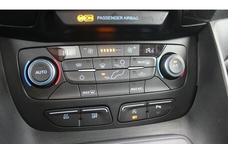 Ford Tourneo Connect II рестайлинг, 2018 год, 1 680 000 рублей, 28 фотография