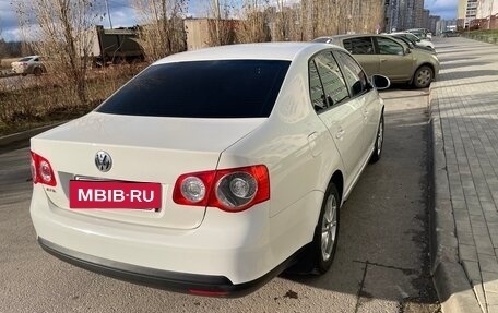 Volkswagen Jetta VI, 2010 год, 850 000 рублей, 6 фотография