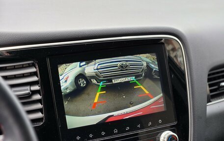 Mitsubishi Outlander III рестайлинг 3, 2022 год, 2 999 000 рублей, 11 фотография