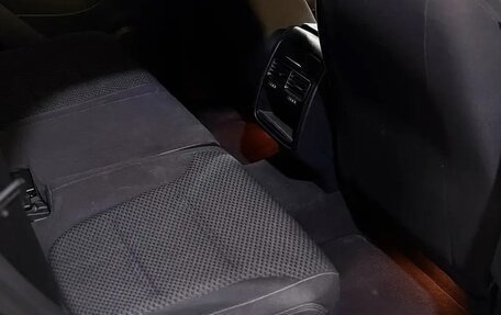 Volkswagen Touareg III, 2011 год, 1 980 000 рублей, 11 фотография