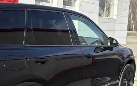 Volkswagen Touareg III, 2011 год, 1 980 000 рублей, 6 фотография