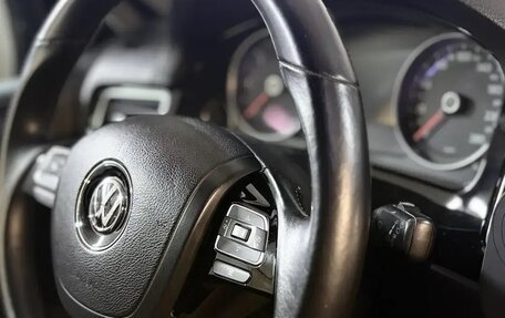 Volkswagen Touareg III, 2011 год, 1 980 000 рублей, 12 фотография