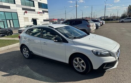 Volvo V40 Cross Country I, 2014 год, 1 000 000 рублей, 6 фотография
