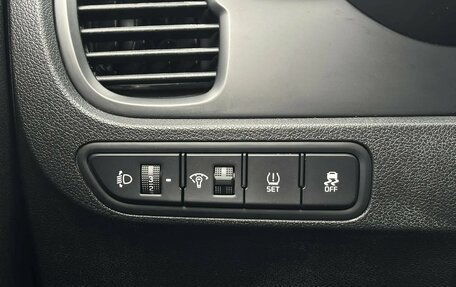 KIA Rio IV, 2019 год, 1 035 000 рублей, 20 фотография