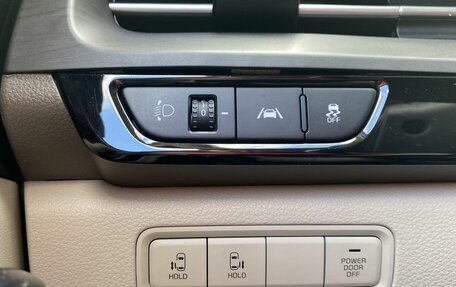 KIA Carnival, 2021 год, 3 999 000 рублей, 14 фотография