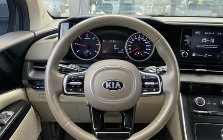 KIA Carnival, 2021 год, 3 999 000 рублей, 12 фотография