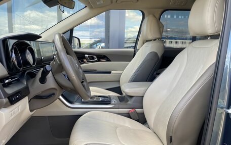 KIA Carnival, 2021 год, 3 999 000 рублей, 22 фотография