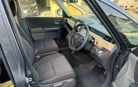 Honda Freed II, 2017 год, 1 240 000 рублей, 11 фотография