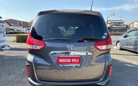 Honda Freed II, 2017 год, 1 240 000 рублей, 4 фотография
