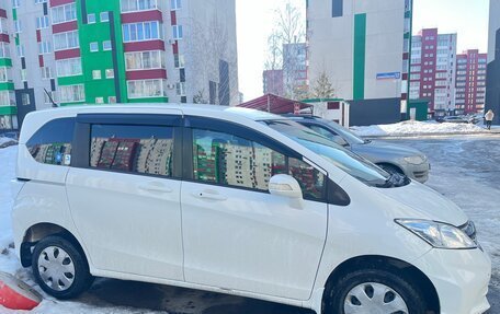 Honda Freed I, 2012 год, 1 250 000 рублей, 5 фотография