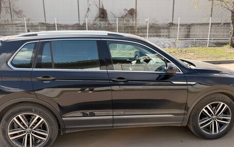 Volkswagen Tiguan II, 2021 год, 2 900 000 рублей, 5 фотография