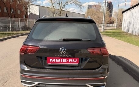 Volkswagen Tiguan II, 2021 год, 2 900 000 рублей, 7 фотография