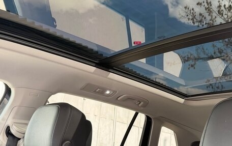 Volkswagen Tiguan II, 2021 год, 2 900 000 рублей, 16 фотография