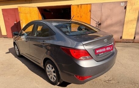 Hyundai Solaris II рестайлинг, 2015 год, 1 350 000 рублей, 5 фотография