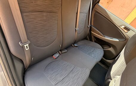 Hyundai Solaris II рестайлинг, 2015 год, 1 350 000 рублей, 7 фотография