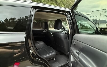 Mitsubishi Outlander III рестайлинг 3, 2018 год, 2 000 000 рублей, 9 фотография