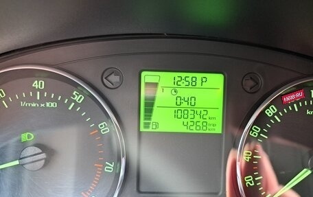 Skoda Fabia II, 2011 год, 810 000 рублей, 3 фотография