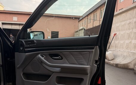 BMW 5 серия, 1998 год, 900 000 рублей, 8 фотография