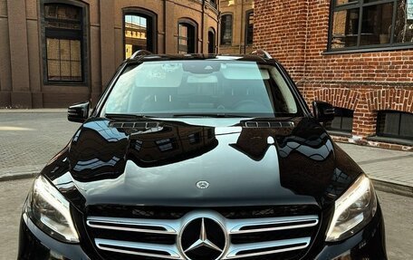 Mercedes-Benz GLE, 2018 год, 2 690 000 рублей, 2 фотография