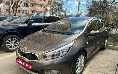 KIA cee'd III, 2013 год, 890 000 рублей, 2 фотография
