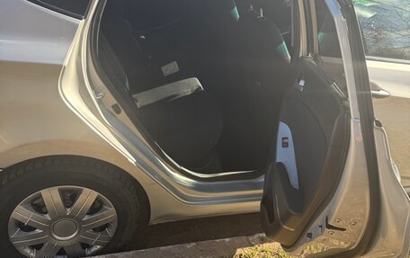 Hyundai Solaris II рестайлинг, 2015 год, 750 000 рублей, 3 фотография