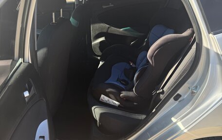 Hyundai Solaris II рестайлинг, 2015 год, 750 000 рублей, 5 фотография