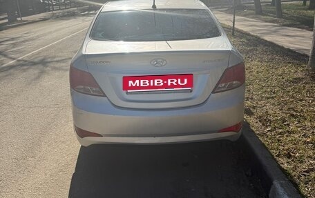 Hyundai Solaris II рестайлинг, 2015 год, 750 000 рублей, 4 фотография