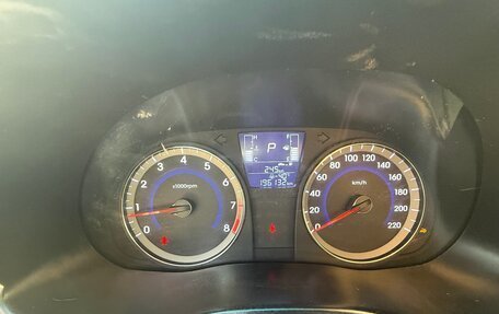 Hyundai Solaris II рестайлинг, 2015 год, 750 000 рублей, 14 фотография